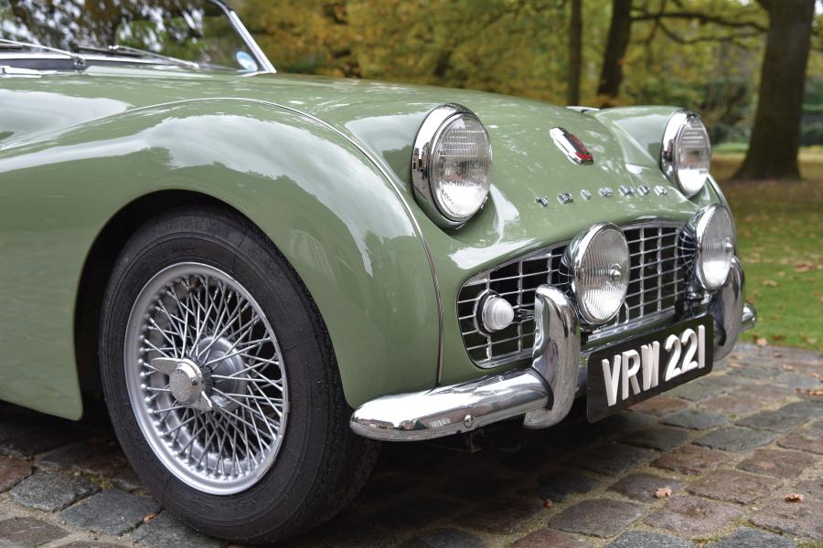 Детали экстерьера Triumph TR3A Works Rally Car 1958 года  (фото 18 из 18)